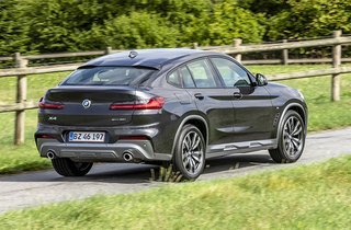 BMW X4 bagfra