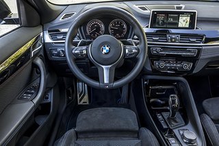 BMW X2 kabine