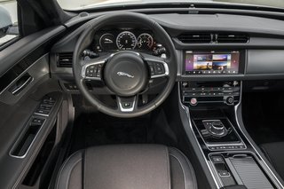 Jaguar XF Sportbrake kabine