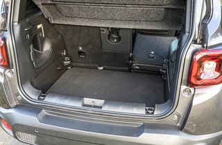 Jeep Renegade har et praktisk bagagerum