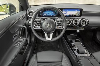Mercedes-Benz CLA kabine