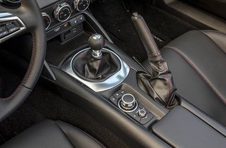 Mazda MX-5 gear