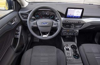 Ford Focus Active kabine