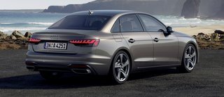 Audi A4 i sedanudgaven, kaldet 'limousine'.