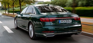 Audi har netop lanceret en forbedret plugin-hybrid af den A8, der stammer fra 2017.