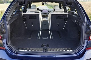 BMW 3-serie Tourer har et praktisk indrettet bagagerum