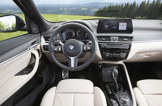 BMW X1 kabine