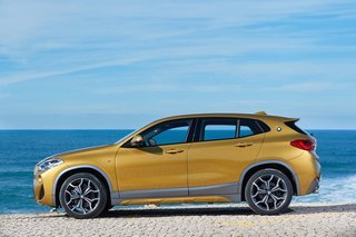 BMW X2 fra siden