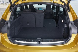 BMW X2 bagagerum