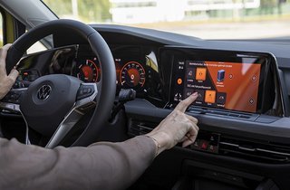 VW Golf eHybrid skærm
