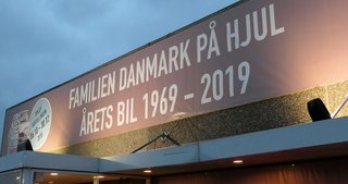 Viborg Museum og Forstadsmuseet i Hvidovre markerede i 2019 50-års jubilæet for Årets Bil i Danmark med udstillingen 'Familien Danmark på Hjul'.