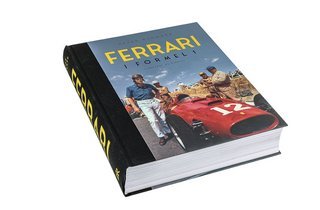 Nygaards bog om Ferrari i Formel 1 er en billedbog i ordets sande betydning. 