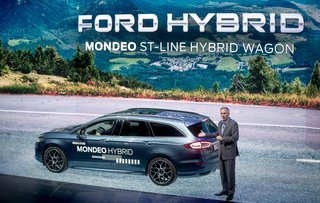 Ford Mondeo Stationcar kommer nu også som hybrid. Der er tale om en benzinmotor som arbejder sammen med en elmotor via CVT-gear.