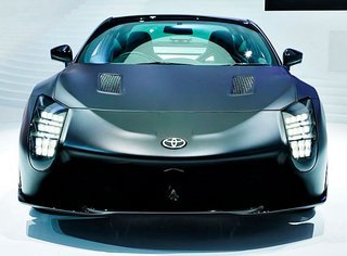 Toyota GR-HV front