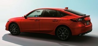 Honda Civic 11 har i hatchback-udgaven fået et meget skrående bagparti. En sedan kommer formentlig af hensyn til USA, men man skal ikke forvente en stationcar. 