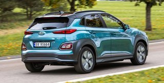 Der kører ca. 1.500 Hyundai Electric i Danmark. Højst de 900 er berørt af den mulige fejl og skal have en softwareopdatering.