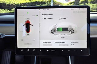 Tesla Model 3 skærm