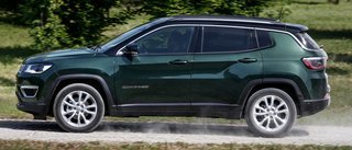 Jeep Compass er en mellemstor SUV, der er i klasse med bl.a. Audi Q3, BMW X1/X2, Mercedes-Benz GLA og Volvo XC40.