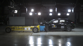 Crashtest af Lexus RZ
