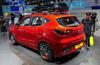 MG ZS er en SUV omtrent på størrelse med Nissan Qashqai.
