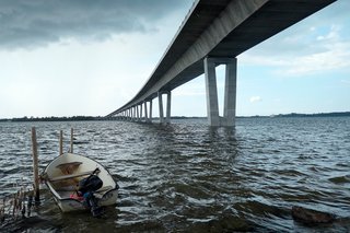 Højbroen er 1,4 km lang.