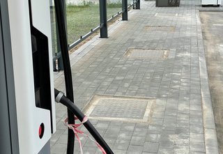 Der er to lynladere á 175 kW på den nye station ved Odense, men alt er gjort klar til, at der kan komme fire mere, når behovet stiger.