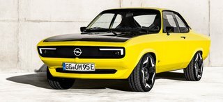 Opel viste for nyligt et projekt, hvor producenten havde konverteret en klassisk Manta til elbil under navnet Mandat ElektroMOD.
