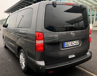 Opel Zafira er udgået. Men Opel har på ufølsom vis genoplivet navnet til en variant af minibussen Vivaro.