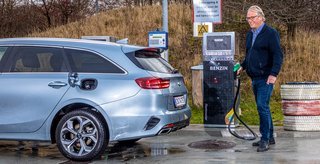 Motor har netop testet 14 plugin-hybrider.