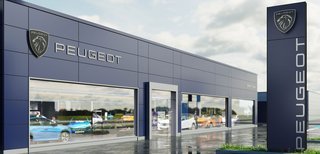 Den nye løve vil hen ad vejen dukke frem hos alle Peugeots forhandlere.