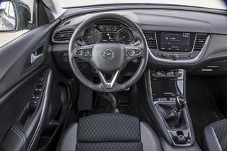 Opel Crossland X interiør
