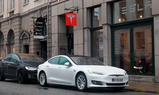 Tesla har i adskillige år haft udstillingslokale midt i København, tæt på Kongens Nytorv og Amalienborg.