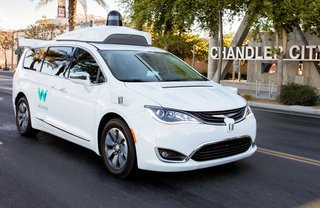 Chrysler Pacifia i den særlige Waymo-udgave.