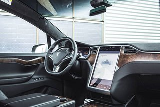 Tesla Model X kabine