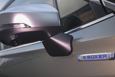 E-Boxer er navnet på den nye hybridteknik fra Subaru. Den dukker først op i denne Forester, men kommer siden til flere af de øvrige modeller.