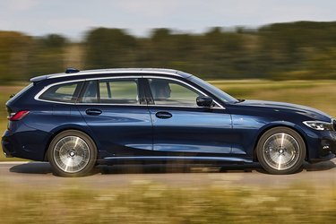 Den nye BMW 3 Touring har ikke fået større udvendige mål end sedanen, men bagagerummet er vokset betydeligt.