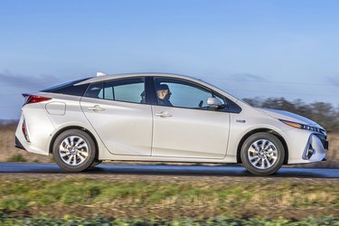 Toyota Prius Plugin Hybrid er en videreudvikling af den almindelige Prius, der nu ikke længere fås herhjemme.