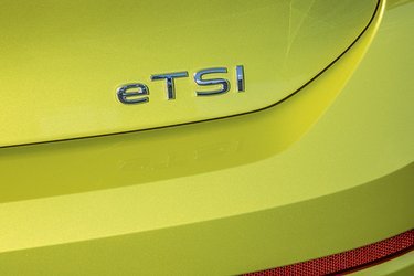 Benzinudgaver med den nye 48-Volt mildhybridteknik hedder nu eTSI.