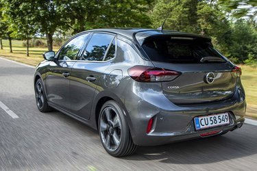 Opel Corsa fås kun i denne ene karrosseriudgave med fire sidedøre og en stor bagklap.