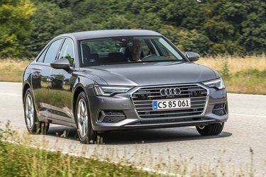 Audi A6 fås nu som plugin-hybrid som enten sedan (billedet) eller som stationcar. Matrix-LED-forlygter er standard i denne udgave.