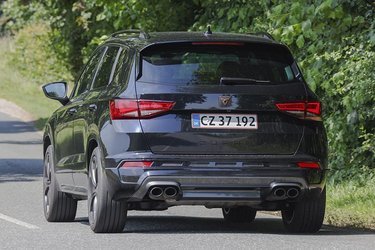 Cupra Ateca er en mere lækker og unik udgave af Seat Ateca, som den deler den meste af sin teknik med. Den fås kun i denne ene version med 300 benzin-heste, automatgear og firehjulstræk.