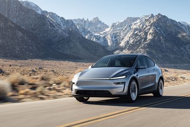 Tesla Model Y årgang 2025