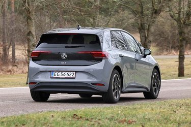 ID.3 findes kun i én karrosserivariant: 5-dørs. Skal du have mere plads, kan du opgradere til den større ID.4. ID.3 findes med fire batteristørrelser, og du kan opgradere til både 59 og 77 kWh foruden topudgavens 79 kWh.