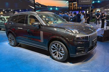 Lynk & Co fra Geely-koncernen ligger fortsat underdrejet med sin europæiske ekspansion. Et af mærkets nyeste modeller er denne syvpersoners 09.
