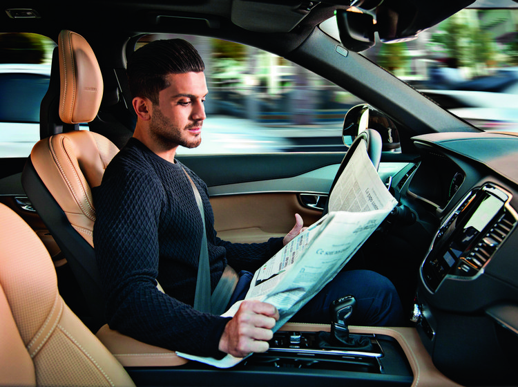 På et tidspunkt kan man læse avis under kørslen.