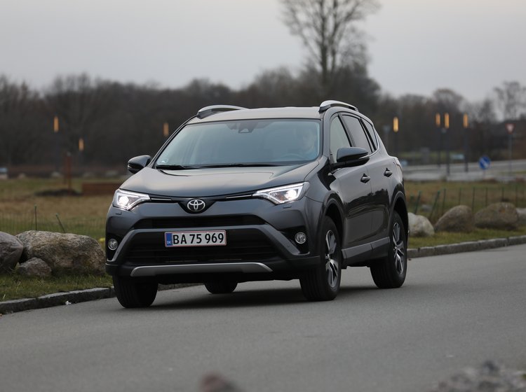 Toyota RAV4 forfra