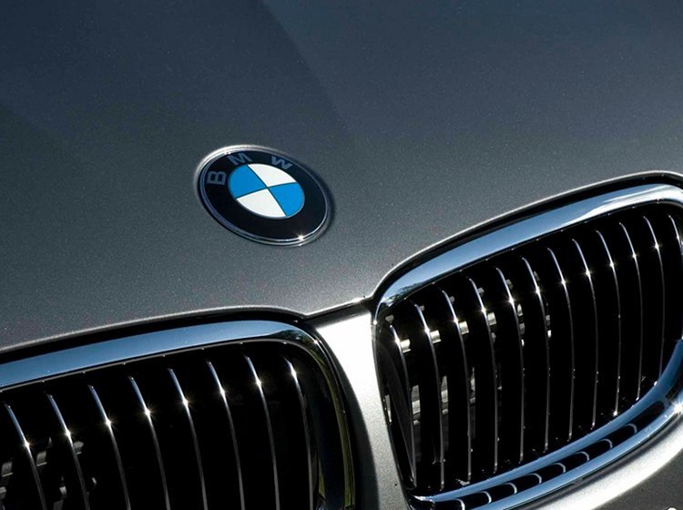 BMW tilbagekalder 324.000 biler 