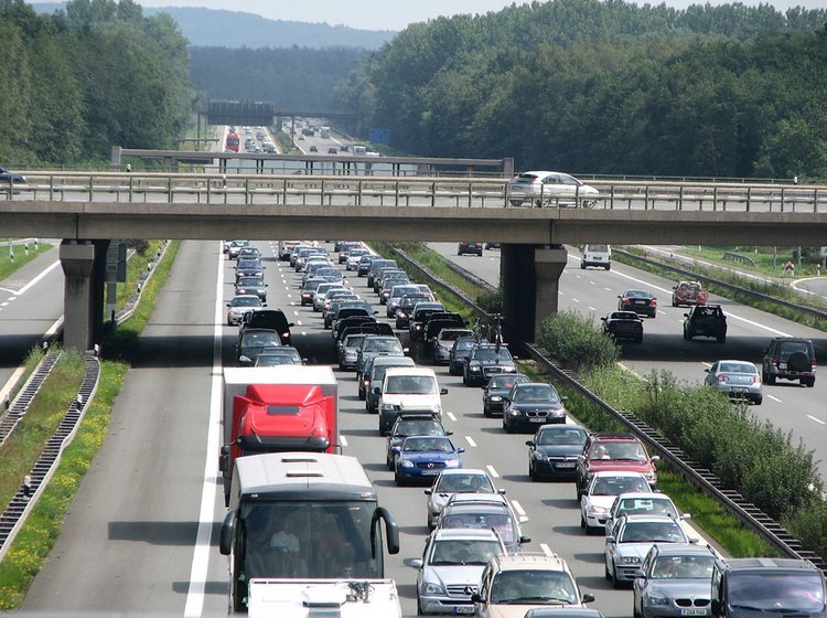 Sommeren bød på lidt færre bilkøer på de tyske veje 