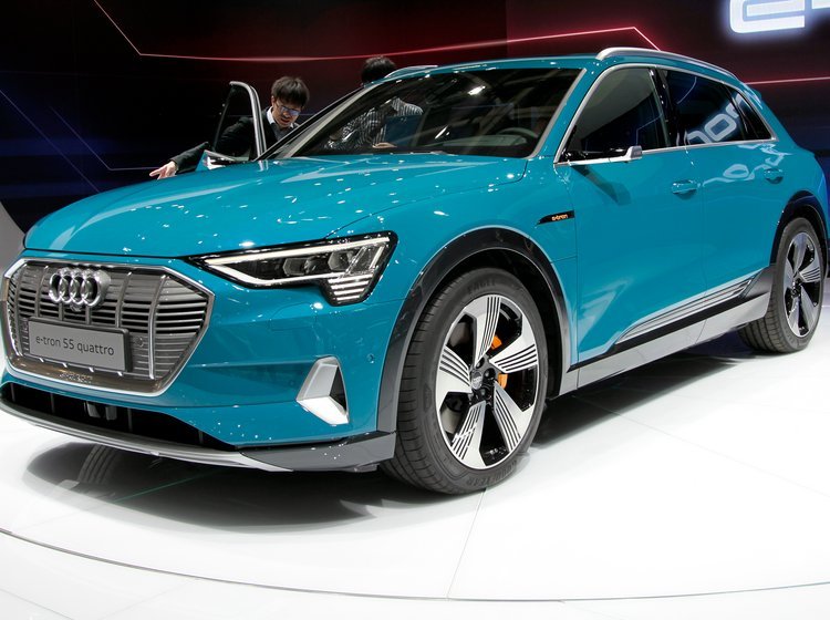 Audi E-tron forfra