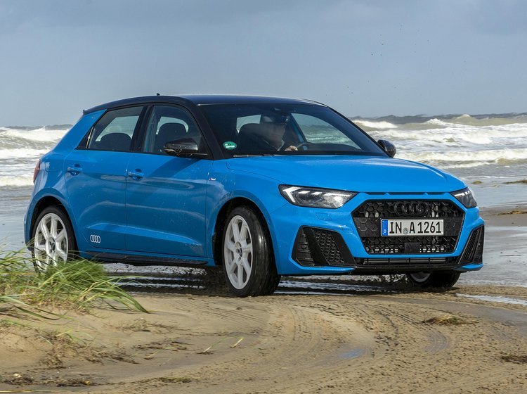 Audi A1 på stranden